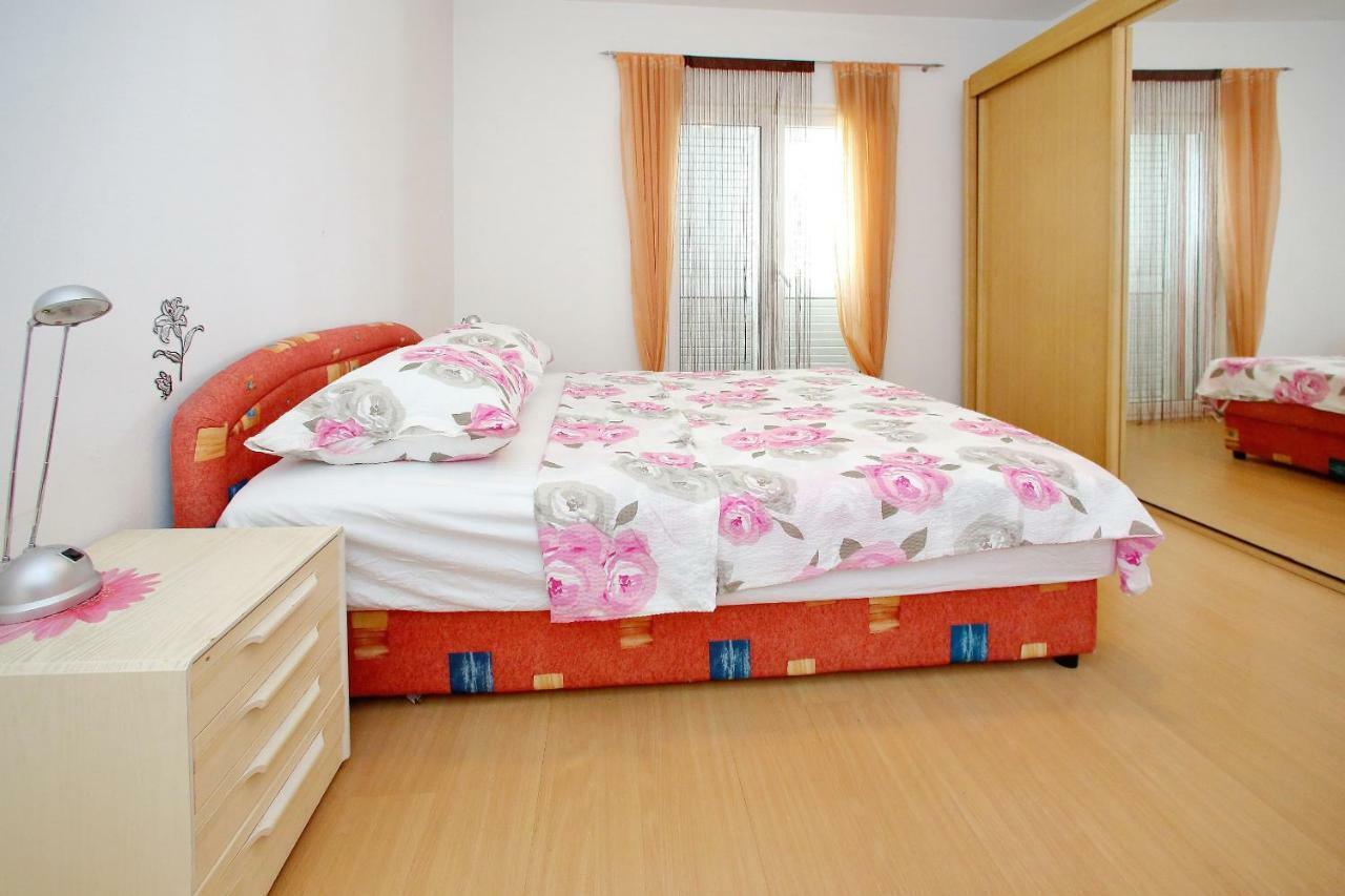 Mira Apartman Bibinje